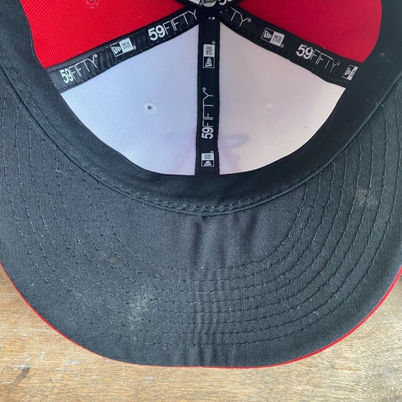 Los Angeles Angels City Athleisure Streetwear Fitted Baseball Hat 6 Panel Vented - Picture 9 of 10